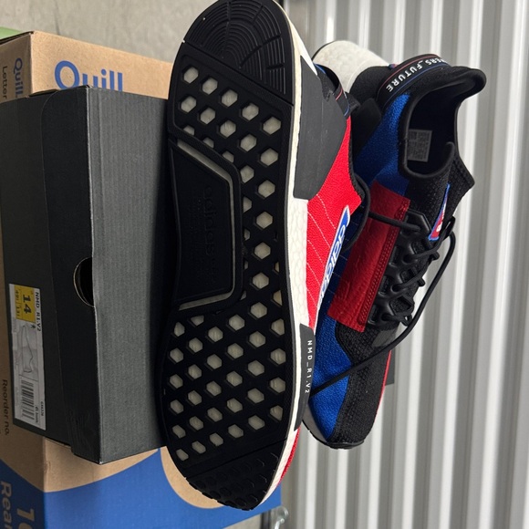 Adidas NMD_R1.V2 in Black and Yellow - Picture 4 of 4